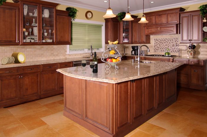 Fine line kitchen designs installs Fabuwood Wellington Cinnamon