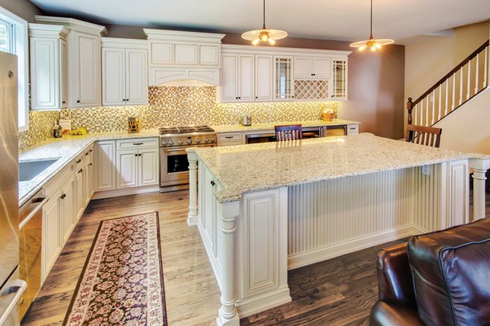Fine line kitchen designs installs Fabuwood Wellington Ivory